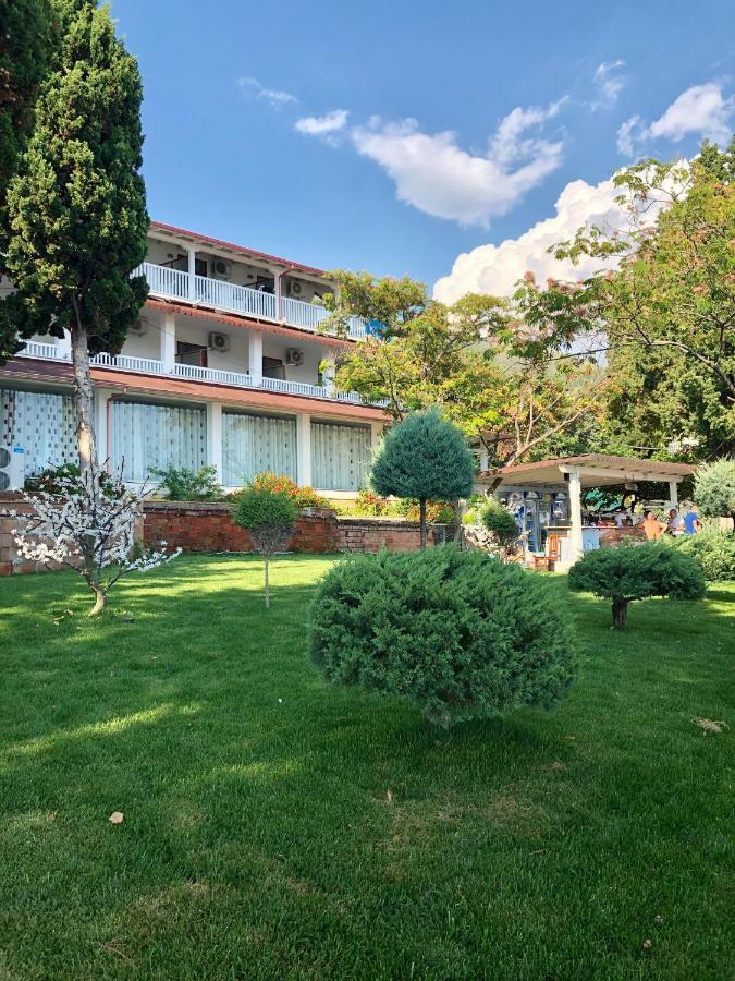 Queen Vasilika Hotel Dhermi Luaran gambar